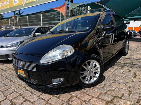 FIAT PUNTO 1.8 ESSENCE 16V FLEX 4P AUTOMATIZADO FIAT PUNTO 1.8 ESSENCE 16V FLEX 4P AUTOMATIZADO